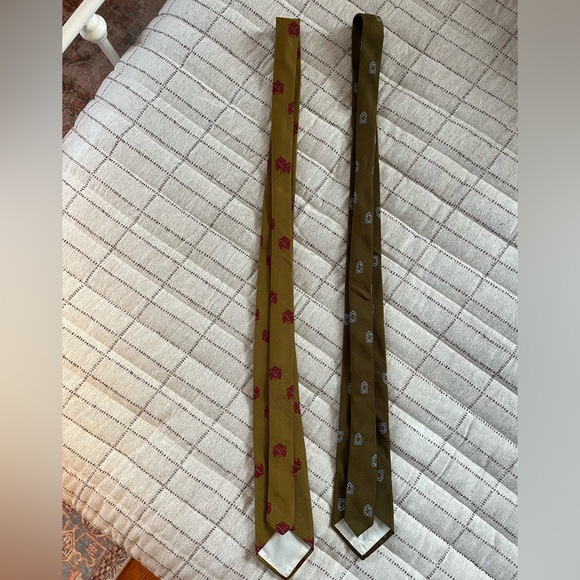 Men’s Neck Ties - Picture 3 of 3